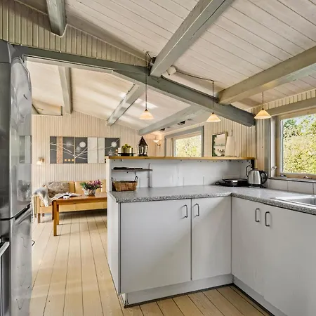 2 Bedroom Pet Friendly In