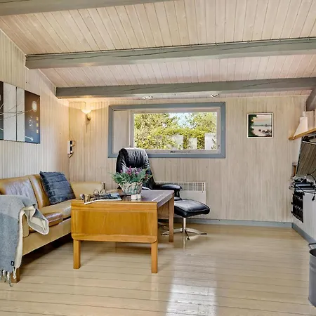 2 Bedroom Pet Friendly In Koge