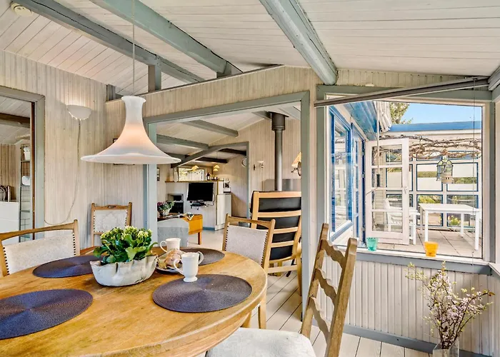 2 Bedroom Pet Friendly In Koge